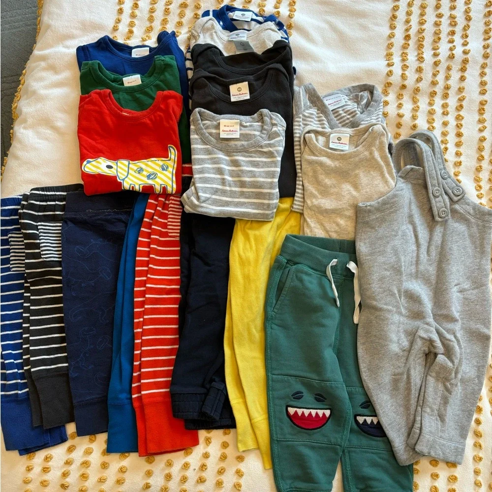 Hannah Andersson Bundle!!! size 70-85. 18 items included!